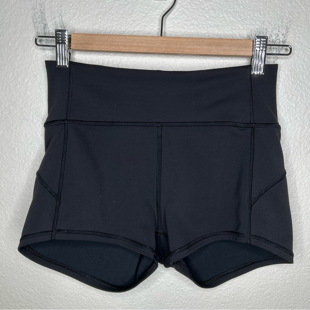 Lululemon In Movement Short *Everlux Black 6